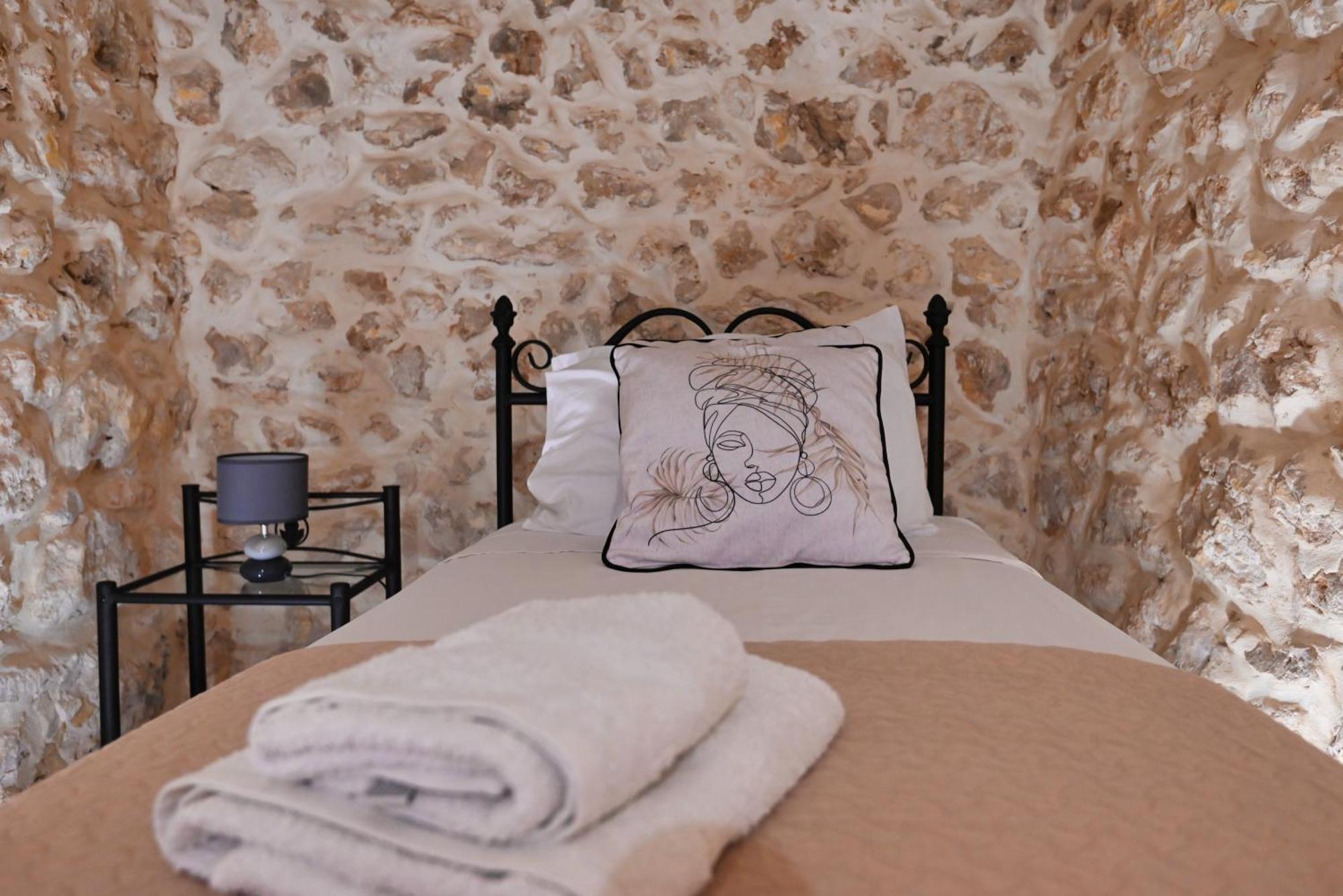 The Cloisters Bed And Breakfast Шаара Экстерьер фото
