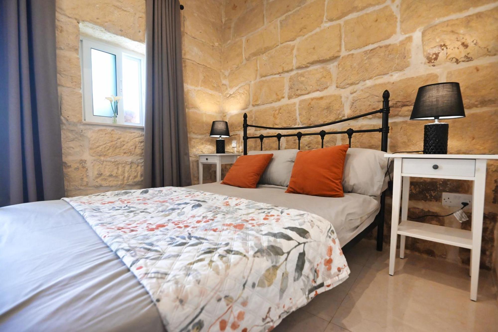 The Cloisters Bed And Breakfast Шаара Экстерьер фото
