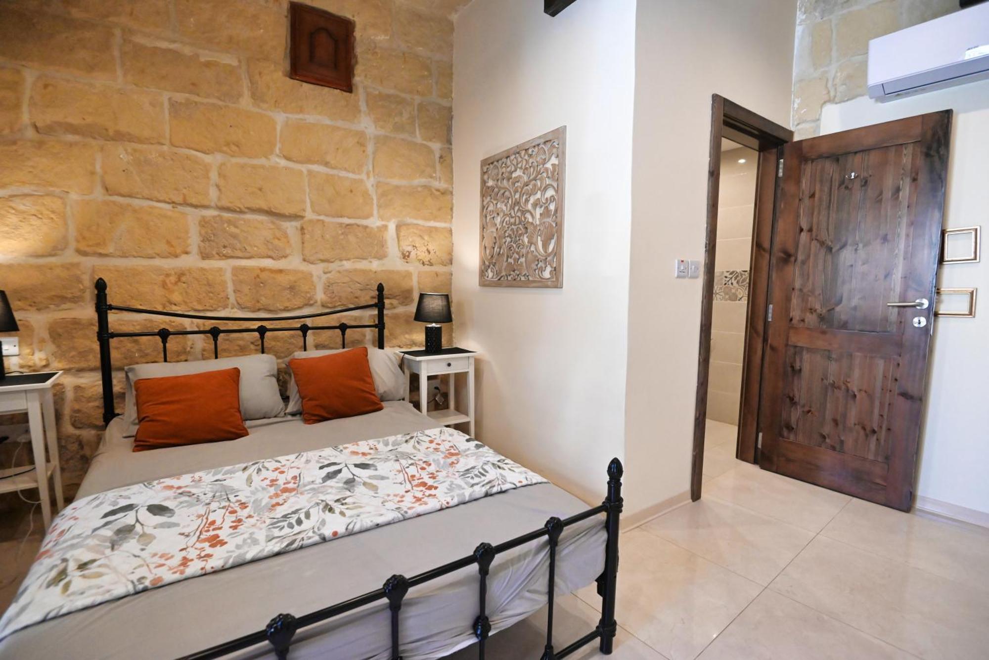 The Cloisters Bed And Breakfast Шаара Экстерьер фото