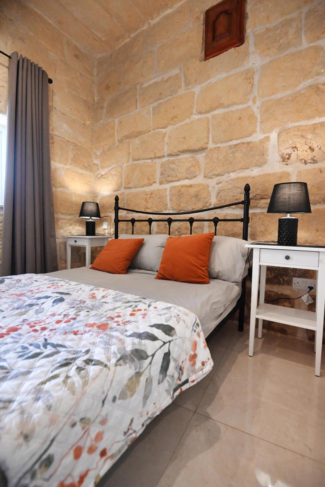 The Cloisters Bed And Breakfast Шаара Экстерьер фото